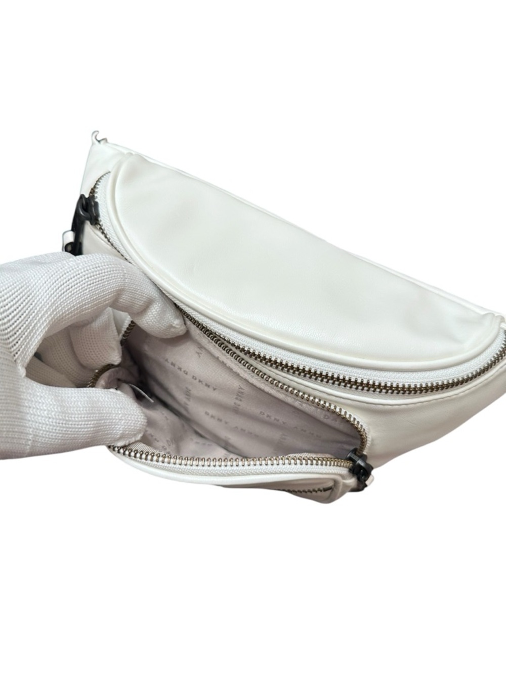 DKNY White Leather Belt Bag with Black Strap & Chain Detail - Picture 7 of 11